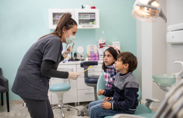 Best Emergency Dental Care  in Hoisington, KS